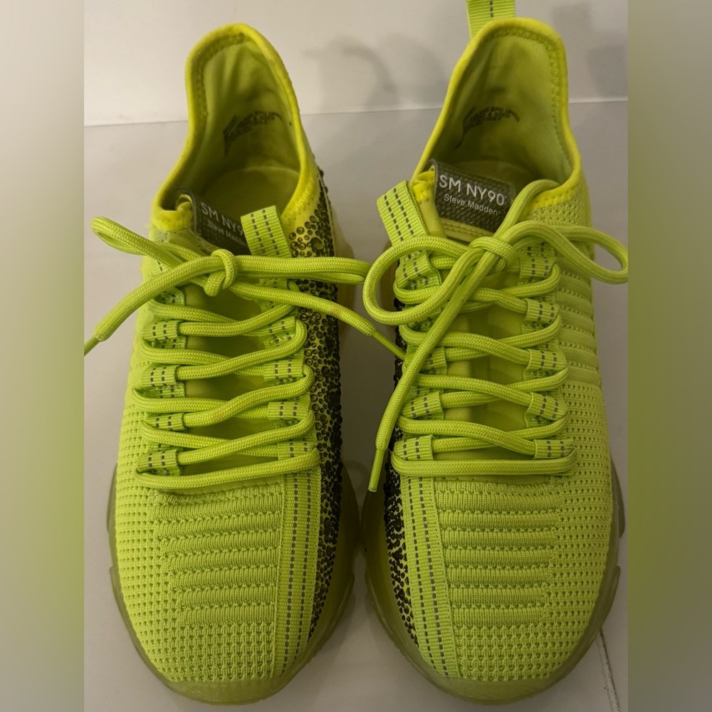 Steve Madden MAXIMA Lace Up Rhinestone Neon Green Chunky Heel Sneakers Size 8 - Picture 5 of 14